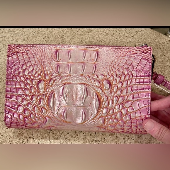 Brahmin Handbags - Brahmin Daisy Wristlet “MULBERRY POTION MELBOURNE” **Best Seller** 💕NWT